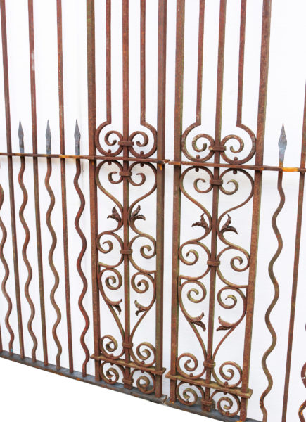 A Pair of Grand Wrought Iron Driveway Gates 12’7″ (385 cm)