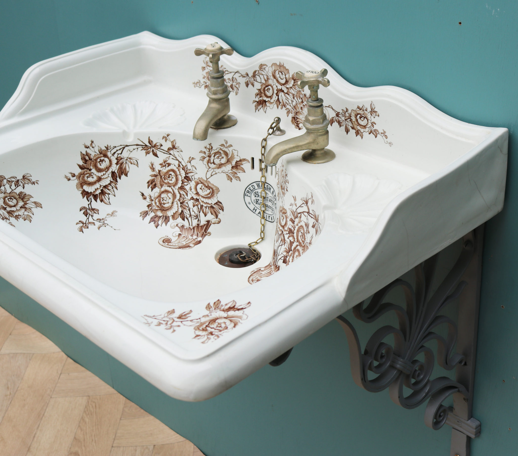 A Reclaimed English Transfer Printed Basin or Sink UK Architectural