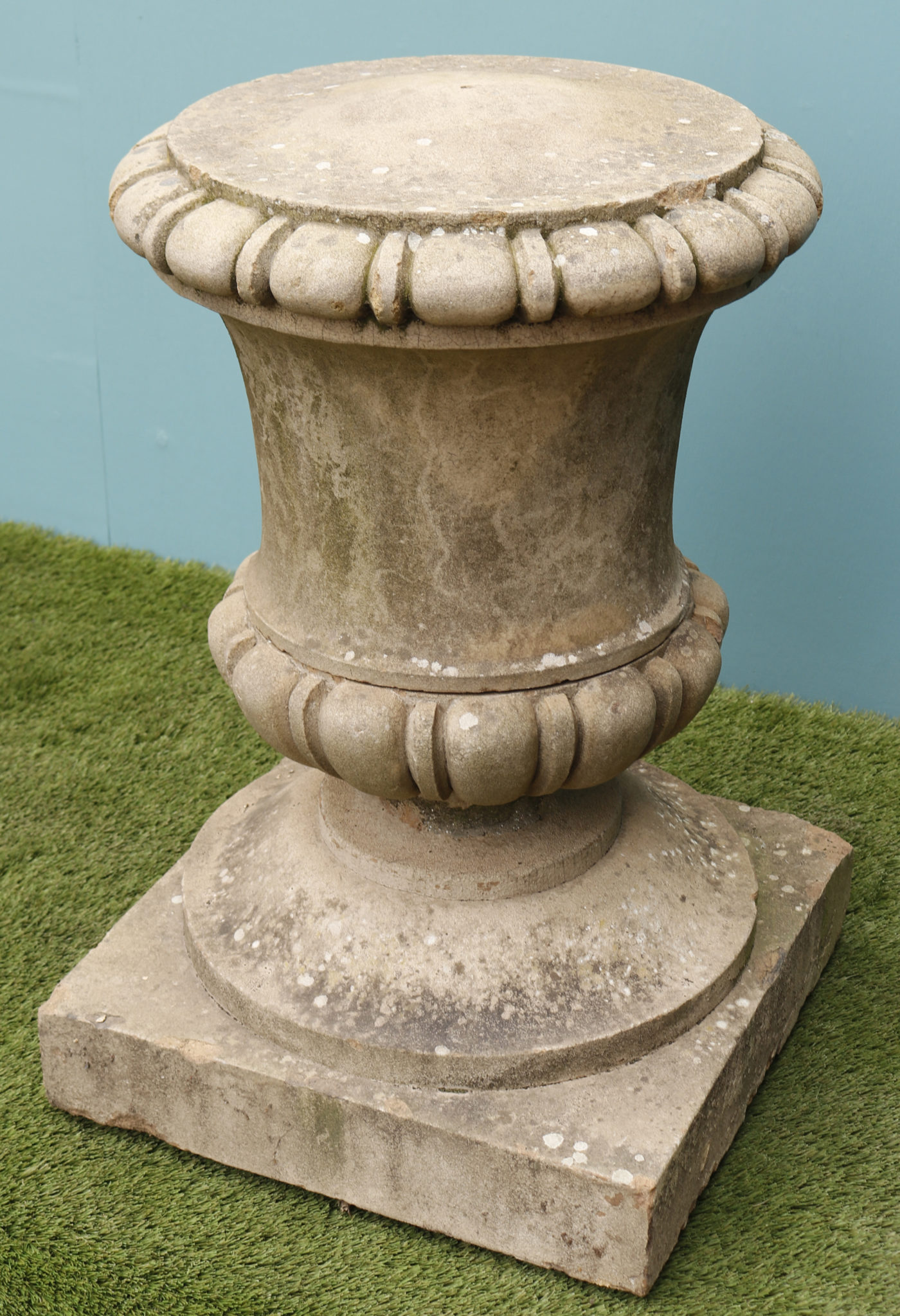 Reclaimed Antique Composition Stone Lidded Urn Finials - Uk 