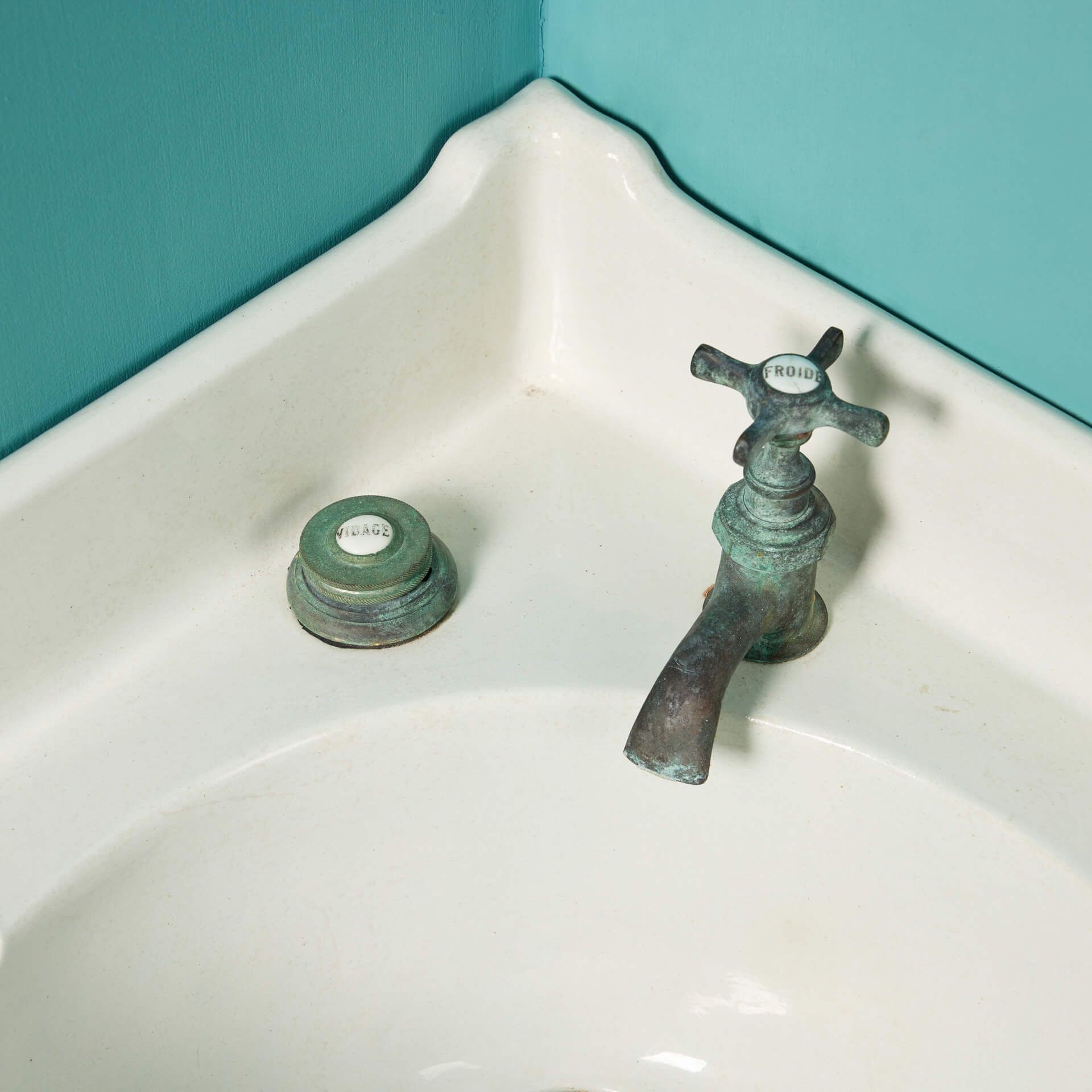 Reclaimed French 1920s Porcher Pedestal Sink | UK Architectural