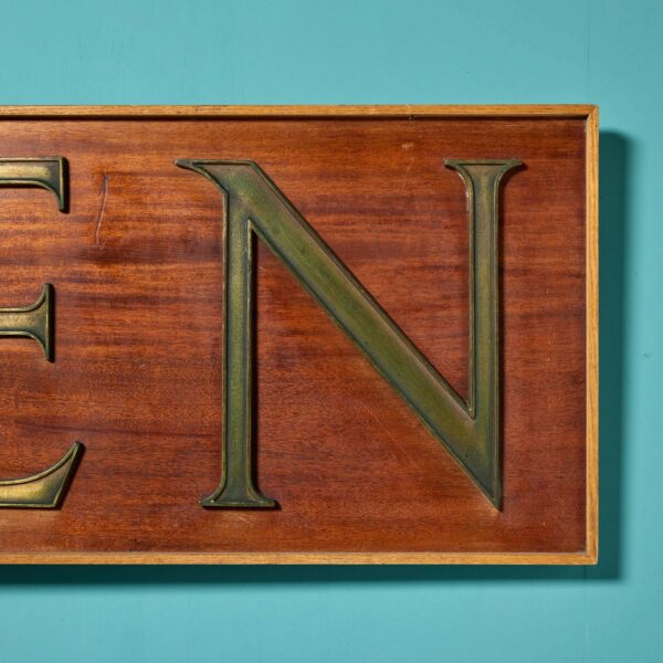 Large Reclaimed ‘Queen’ Wall Hanging Sign