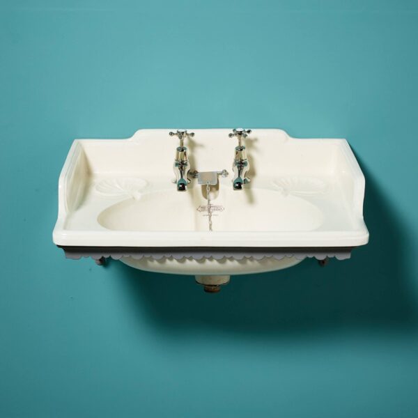 0_33266-1 ‘The Smithfield’ Antique Porcelain Sink with Bracket