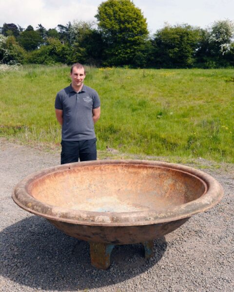 Reclaimed 1.8m Large Cast Iron Bowl Water Feature