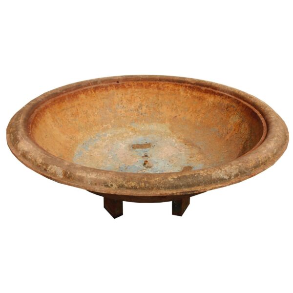 Reclaimed 1.8m Large Cast Iron Bowl Water Feature