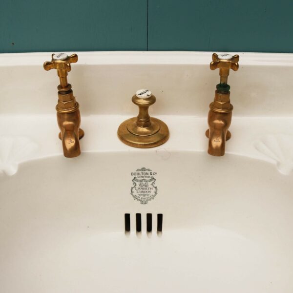 Doulton & Co. Curved Front Plunger Basin with Bracket