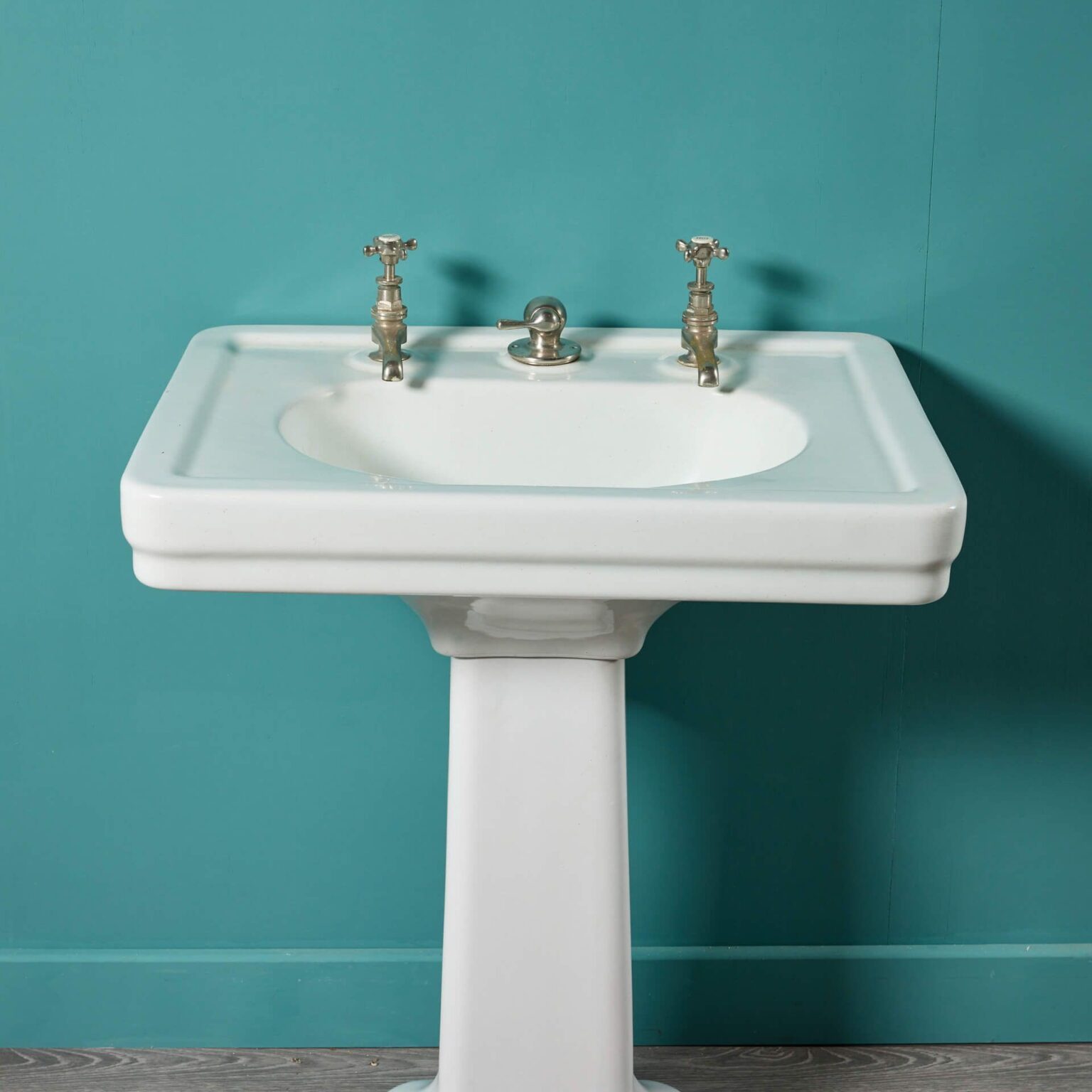 Reclaimed Art Deco Bathroom Pedestal Sink - UK Architectural Heritage