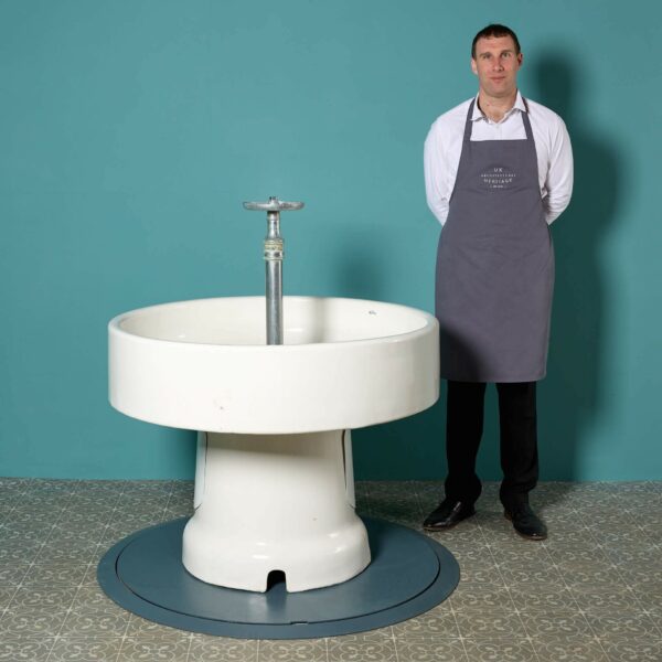 Large Royal Doulton Round Communal Sink