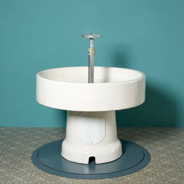 Large Royal Doulton Round Communal Sink