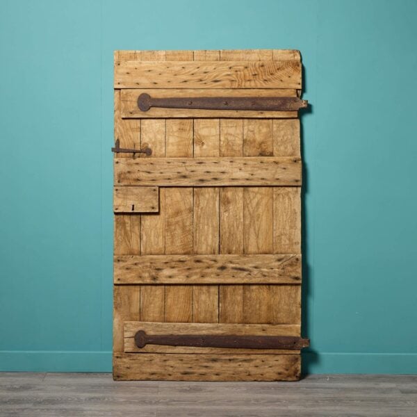 0_35351-3 17th Century English Oak Plank Door