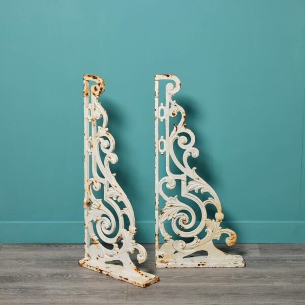 0_D645_-_1 Pair of Antique Victorian Cast Iron Wall Brackets