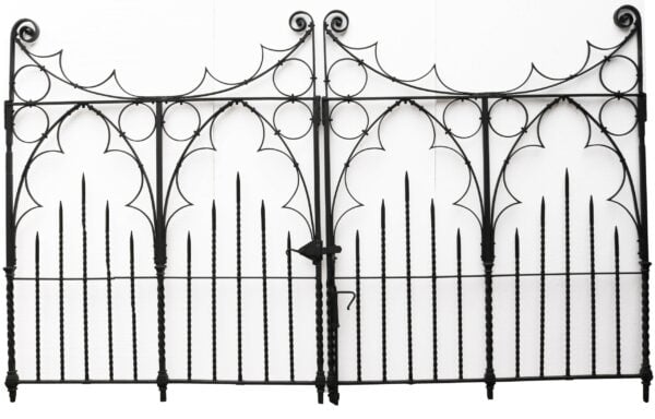 32334-SKEW-scaled Pair of Decorative Driveway Gates 352 cm (11'5")