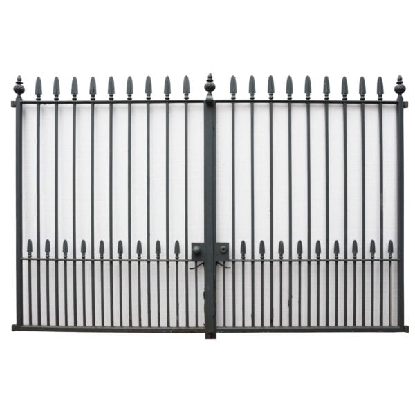 328-15 Set of Reclaimed Steel Driveway Gates 313 cm (10’3”)