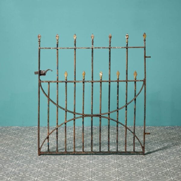 0_34626-1 Georgian Wrought Iron Gate with Gold Arrowhead Finials