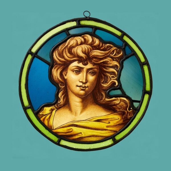 0_37198-0 20th Century Stained Glass Roundel Depicting A Maiden