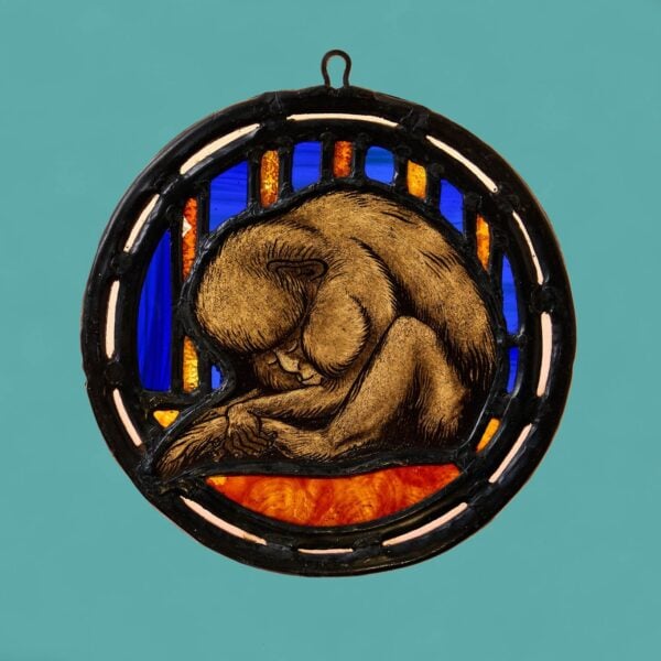 0_37203-0 Antique English Stained Glass Roundel Depicting a Sleeping Monkey