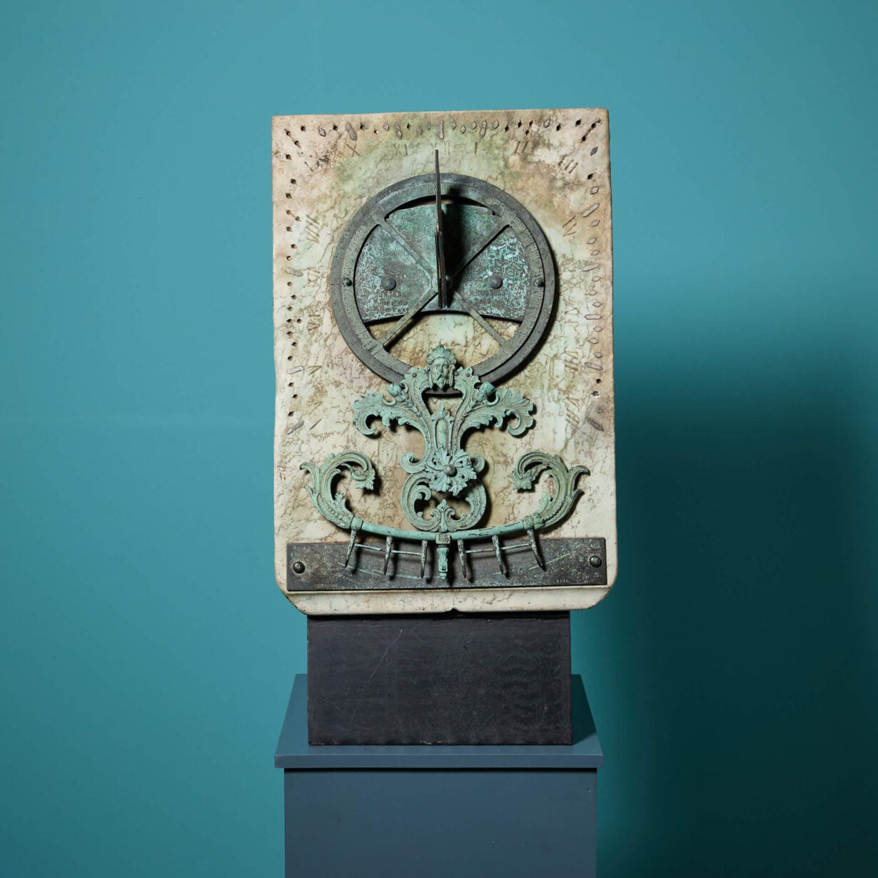Early 20th Century R.W Russell Carrara Marble Sundial